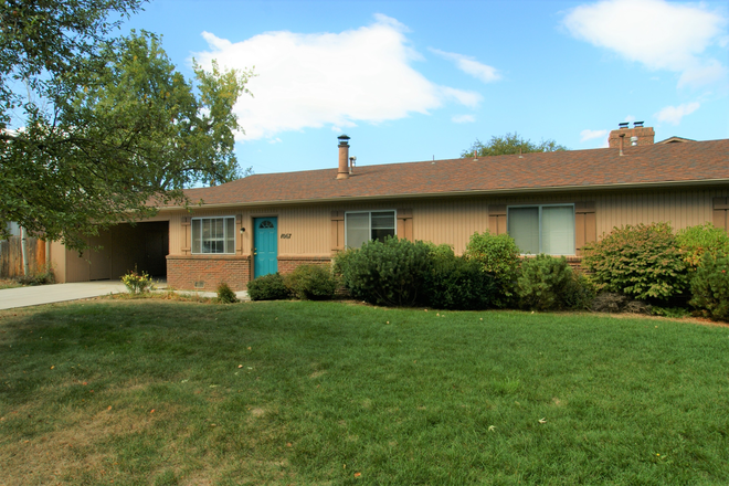 1067 Sycamore - 1067 Sycamore Ave. (3BR/ 2BA) Duplex