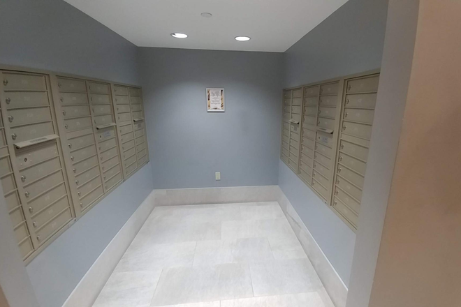 1 - 1 BEDROOM WITH 1 BATH Avail Date 09/12/2023 Apartments