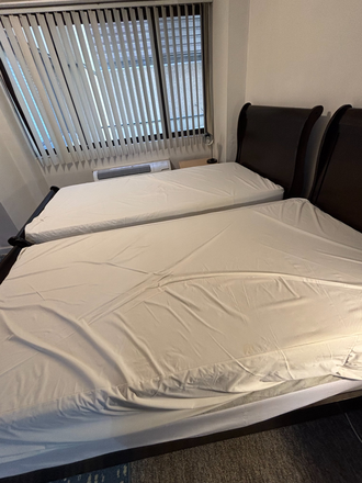 Two Beds - The Presidents Condo