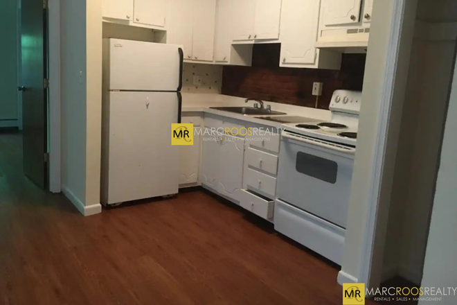 Kitchen - SOUTH HUNTINGTON AVE 1 BED  CLOSE TO LONGWOOD MED Apartments