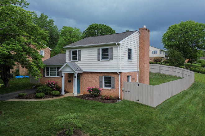 Exterior - 629 Watson Avenue