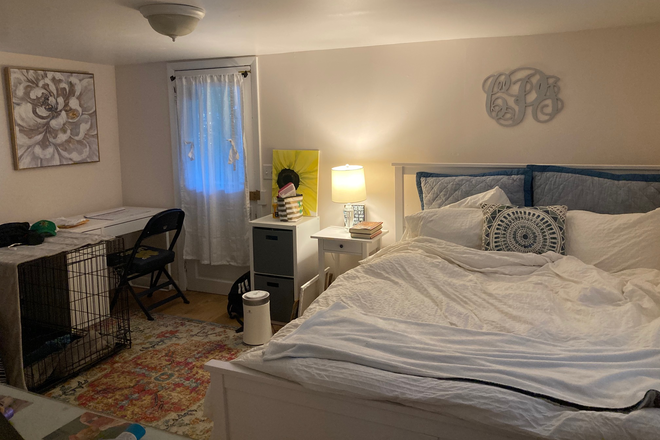 One of three bedrooms. - Spacious 3 Bedroom in Burlington available 9/1 Duplex
