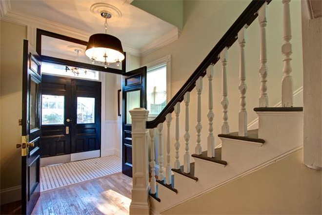 Entrance - 4br needs one more flatmate! Apartments