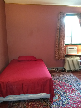 bedroom - Large 1 Bedroom Semi Furnished Studio Apartment