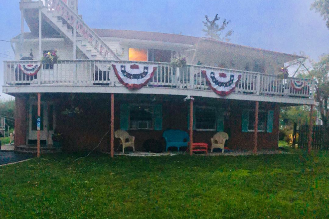 Front Deck - 50 Oak Avenue Narragansett, RI 02882 House