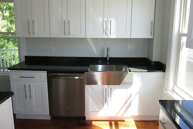 ... - CHARMING 3 BEDS/1 BATH WITH RENOVATED KITCHEN Apartments