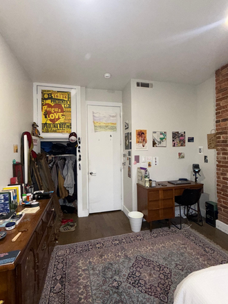 bedroom - Winter Room Sublet in Cozy 2bd apartment next to the L train