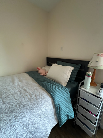 Bedroom - full size bed and mattress included - Griffin Arms Apartments