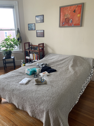 Bedroom - Deluxe 3-bedroom minutes to Harvard & MIT! Apartments