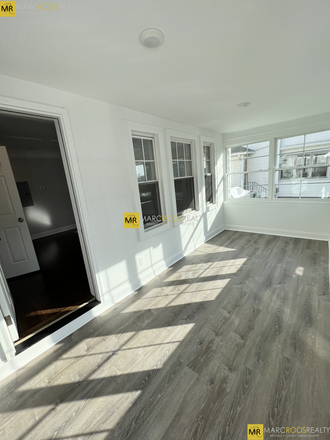 Call NOW for showings! 617-236-8600 - LAWRENCE STREET - STUNNING WATERTOWN 3 BED 2 BATH W/ LAUNDRY IN THE UNIT! *AVAIL 9/01/2025* Apartments