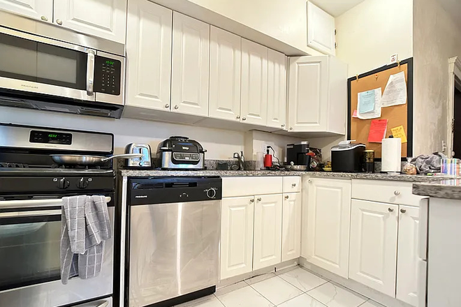 Kitchen 2 - 2026 FALL SEMESTER SUBLET AVAILABLE. 1 Bedroom in 3 Bedroom Apartment. 2001 Commonwealth Ave, Unit 5