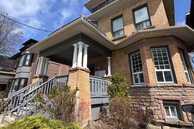 Exterior of property - 157 Spadina Road #4: 1 bedroom 1 bathroom apartment with a deck located in the Annex.