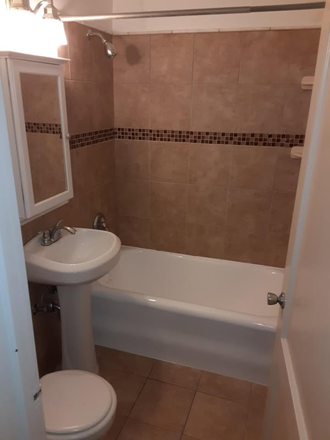 Bathroom - Buckingham Condominiums #103