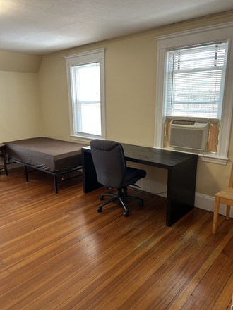 Furnished room includes bed, large desk & chairs - Furnished room for rent near Harvard Ave restaurant row