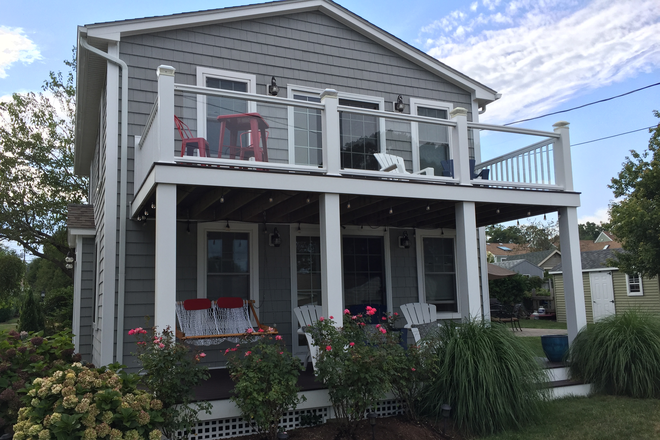 Porches - 210 Bonnet Shores Road Narragansett, RI 02882 House