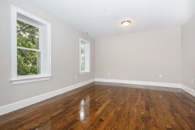 Call NOW for showings! 617-236-8600 - HAVRE ST - RENOVATED 2BR FOR *9/1/2026* MINUTES TO MBTA AIRPORT W/ IN UNIT LNDRY, DW, A/C, LRG BDRMS Apartments