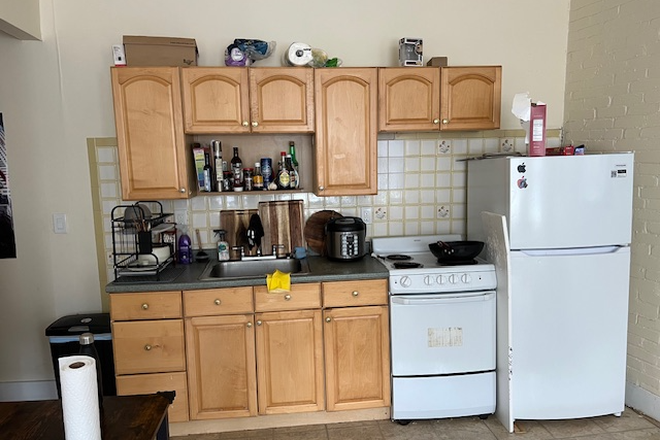 Call NOW for showings! 617-236-8600 - PARK DR - *NO FEE* TRUE 2BR W/ LIVING RM, HW INC, LNDRY IN BLDNG, BAY WINDOWS AVAIL *9/1/2025*