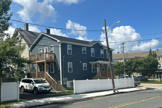 North East Facing Side of Property - 3 bedroom, 2 full bath apartment! Available Sept. 01, 2026 (Room for Rent)