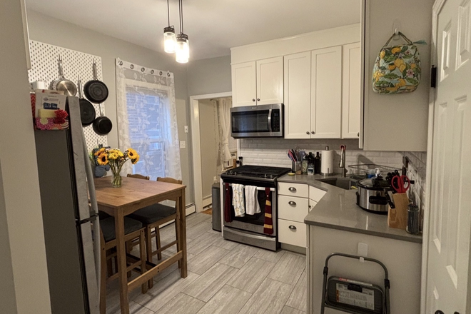 Kitchen - Renovated 2 bedroom close to MIT w/ Private Laundry, Porch, Storage **NO BROKER FEE** Condo