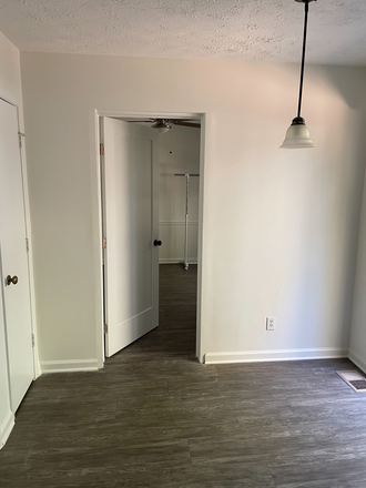 $699/month - Meadowlark Lane - 11 minutes to main KSU campus