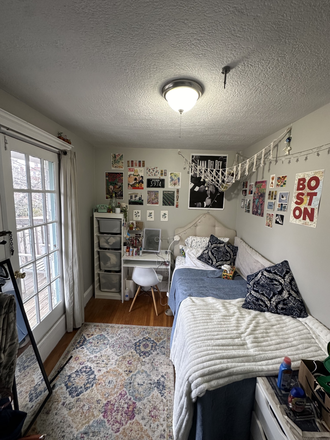 straight on angle of the room - 22 Crosby Rd Condo