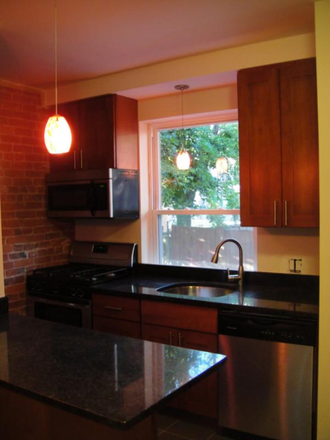 Call NOW for showings! 617-236-8550 - SUSSEX ST - *NO FEE* 3 FLR TWNHSE 3BR IN SOUTH END W/ 2 BATH, IN UNIT W/D, YRD, PATIO FOR *9/1/2025* Townhome