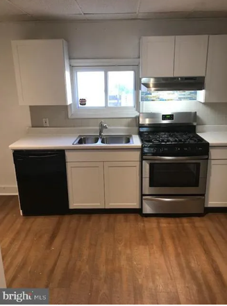 Kitchen - Single family home in Conshohocken