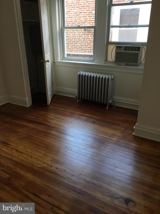 Bedroom 3 - Private Room in 3BR Apartment - Great Bryn Mawr Location