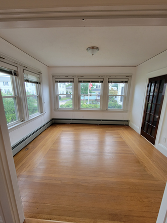 living room - Bright first floor 2 BR 1BA apartment