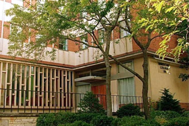 Front entrance - Ernescliff - Men's Residence with Catholic Chaplaincy (rent includes meal plan)