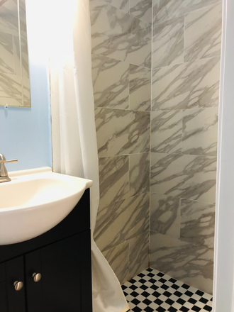 Bathroom in Unit 3R - Large Private Apartment Unit Near Drexel & Upenn