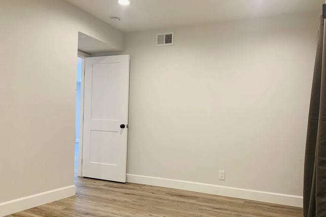 Bedroom - Orange Tree Condos