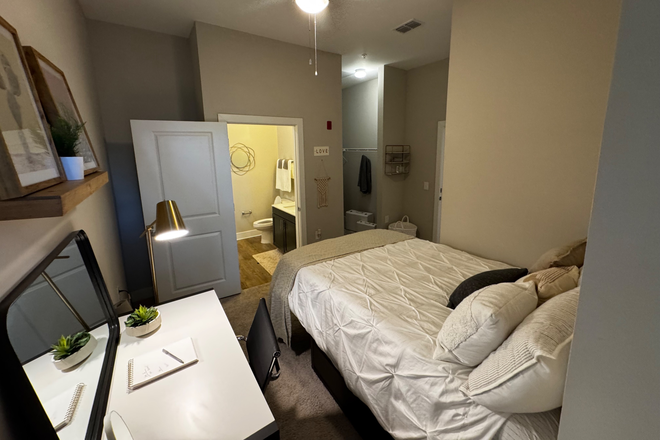 Bedroom - Aero On 24th Apartment Sublease (Spring 2025)