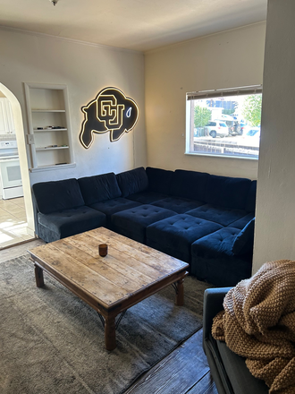 Living room - 1104 University Ave Townhome