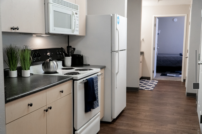 kitchen - CP Cincy Clifton Apartment