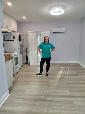 Perfect for students! - Studio Cottage close to campus Apartments