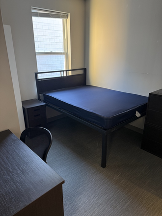 Bedroom - Private Bed + Private Bath in 2B/2B — Euclid Ave | Fully Furnished | Utilities Included