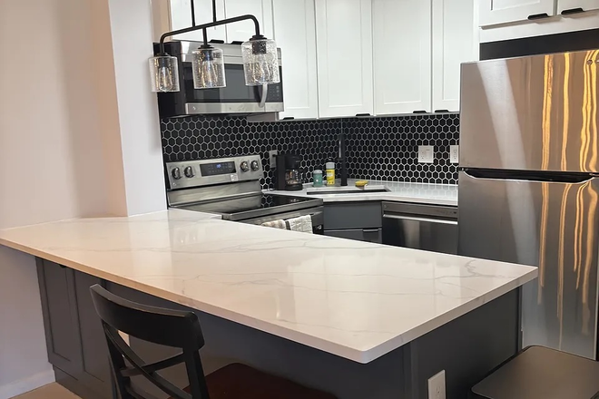 Kitchen - Furnished, Renovated Apt Next To Porter Square