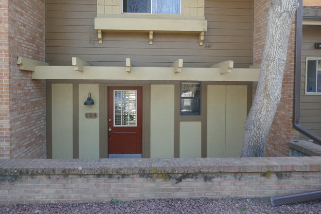Front of the condo - Deluxe condo adjacent to CU, available August 1st