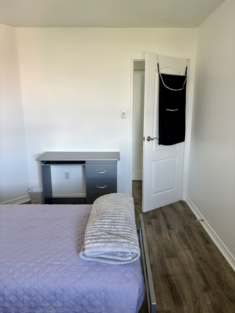 Bedroom - Cozy Private Room in a Shared Home – Albion Rd, Etobicoke