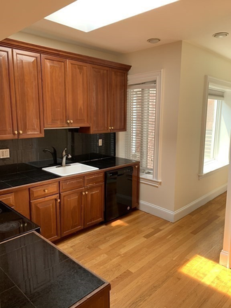 LIVING - SPACIOUS 2 BED WITH IN UNIT LAUNDRY AND CENTRAL A/C! 9/1/25! Apartments