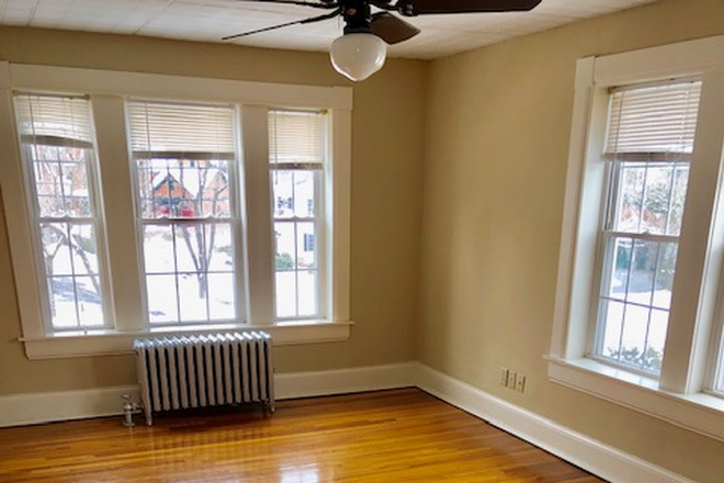 bedroom - Center of Northampton- Large 1 BR- Heat and Hot water included! Apartments