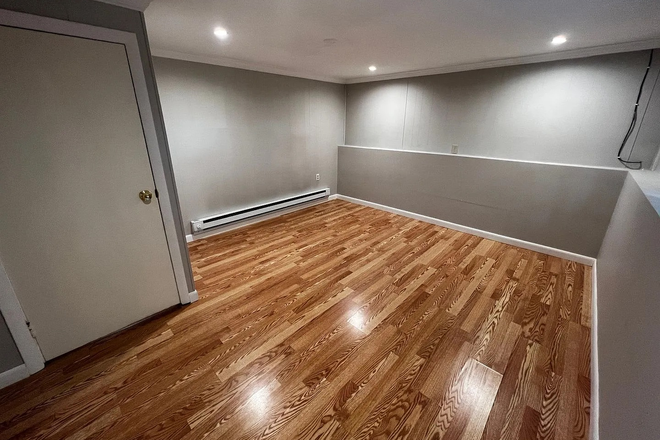 Bedroom 1 - 2 Bed 1 Bath for Rent House