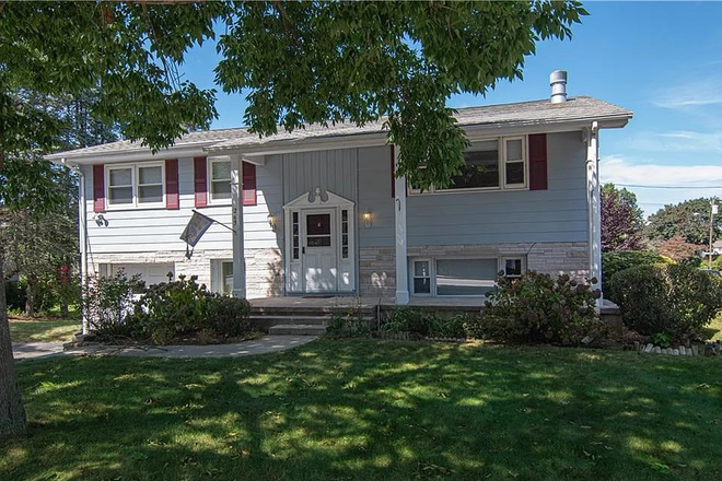 Street View - 265 Kingstown Road