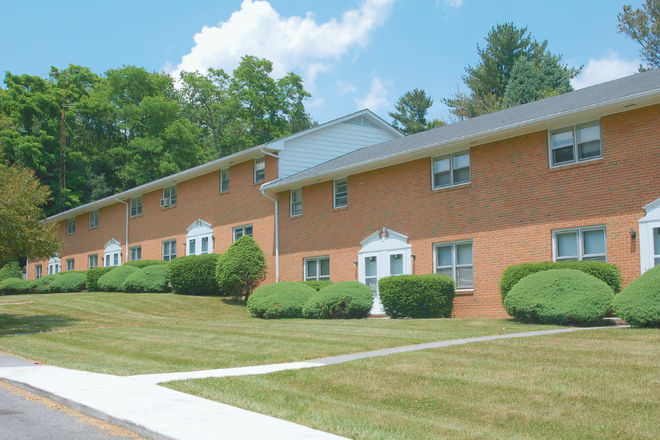 Street View - Room for rent (FEMALE Only)