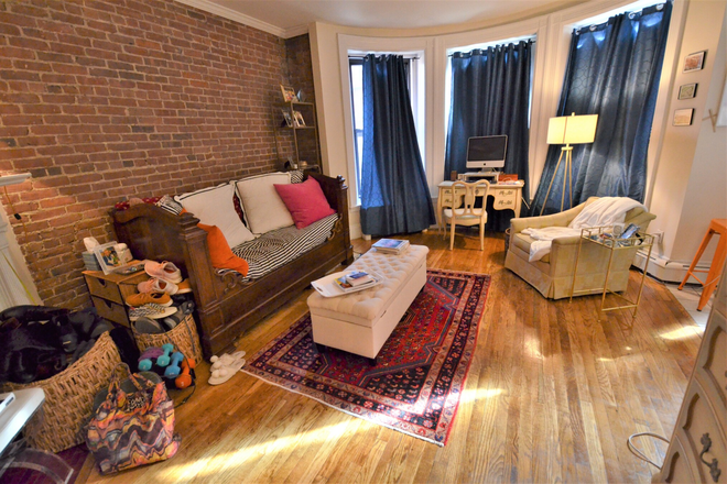 Studio - Gorgeous Studio on Marlborough St - Close to Campus! Apartments