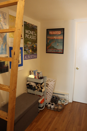 Bedroom - Wonderful duplex 5 minute walk from campus Duplex