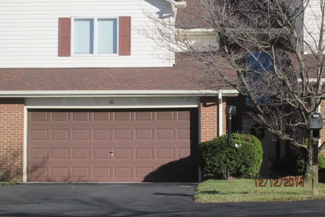  - 2 Bedroom 2.5 Bath Townhouse with Loft ; 2 car garage