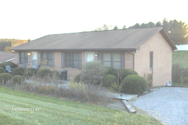  - 3 Bedroom 2 Bath Duplex