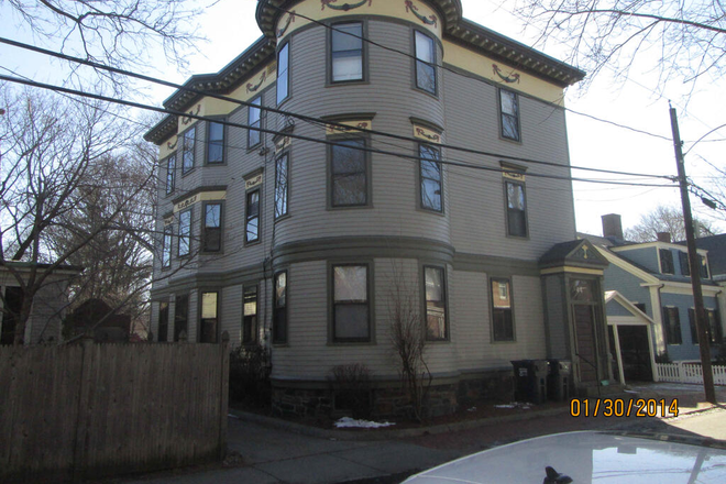 Great building, quiet and convenient location! - $4,600 4BR/1.5BA near Harvard Law. Furnished for June 1 start OR Sept 1 start.